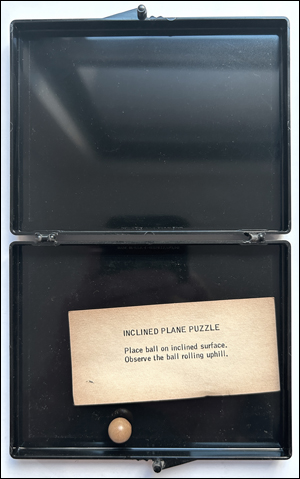 Games & Puzzles : Inclined Plane Puzzle