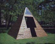 Margia Kramer : Obelisk, for Raymond Williams
